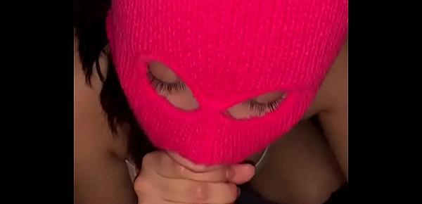  teen girlfriend giving sloppy blowjob in ski mask